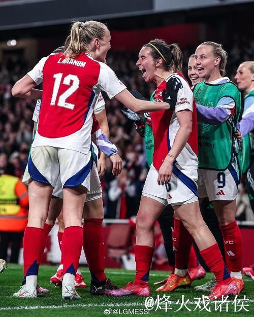 鲁索百球里程碑,阿森纳女足3比1击败埃弗顿女足精彩回顾 鲁索百球里程碑,阿森纳女足3比1击败埃弗顿女足精彩回顾