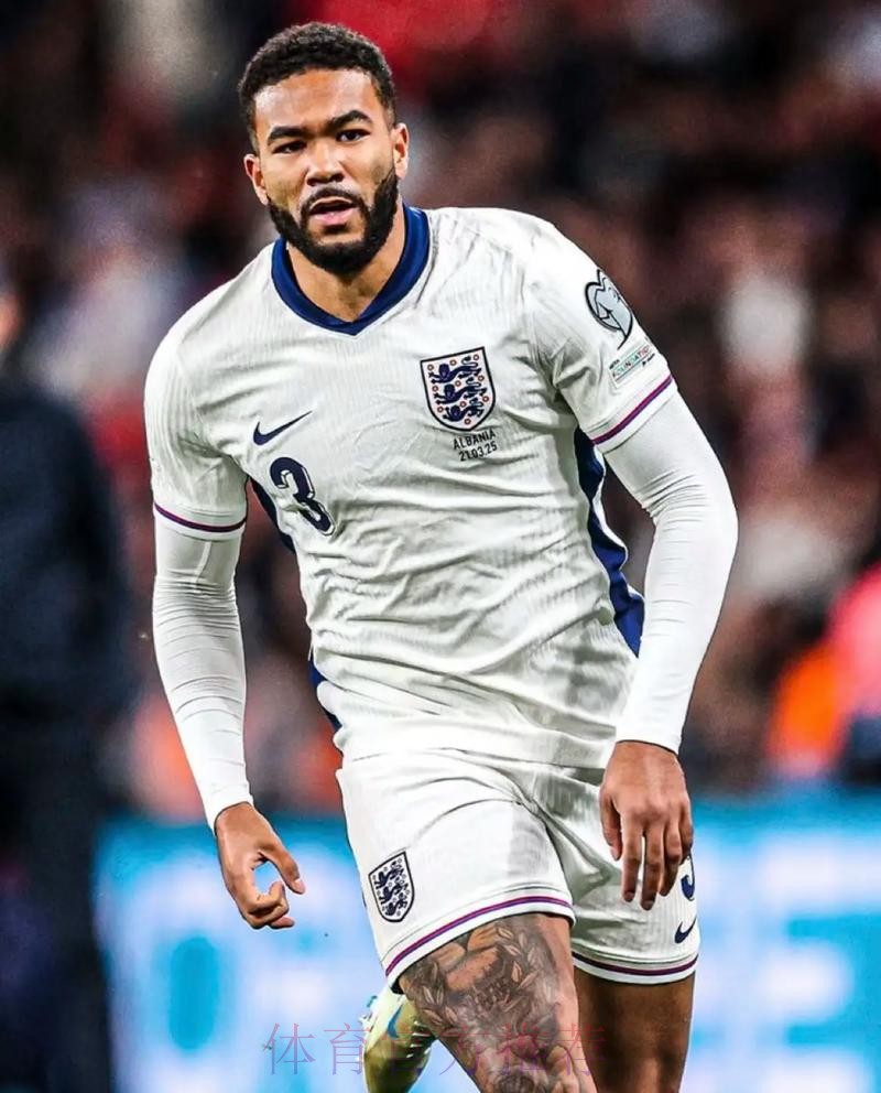 皇马正关注里斯-詹姆斯 他是接替卡瓦哈尔的人选